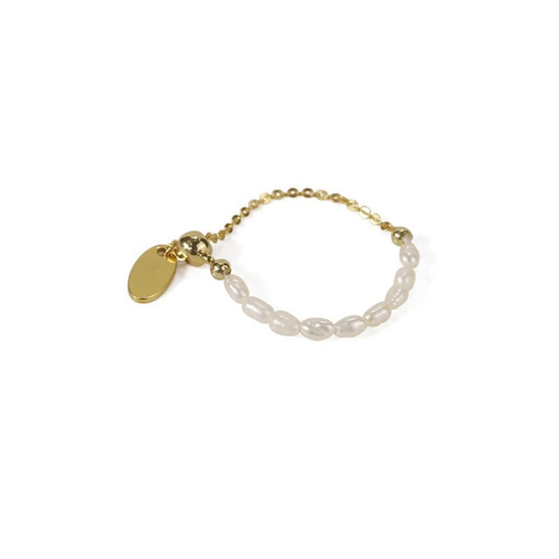 Pearl Rings Stretch Adjustable Soft Chain Women's End Ring Product information: Type: ring, ring Material: Pearl Style: simple Shape: geometric Color: picture color Size: Adjustable l Product size: The inner diameter is about 1.5cm*0.2cm. Adjustable 1.8cm