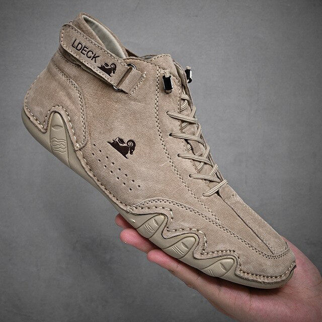 Casual Loafers Lace Up Men's Sneakers These Men's Casual Loafers Lace Up Sneakers are the perfect way to bring a touch of sophistication to your everyday wardrobe. Engineered with a durable high top design that ensures support and stability no matter what