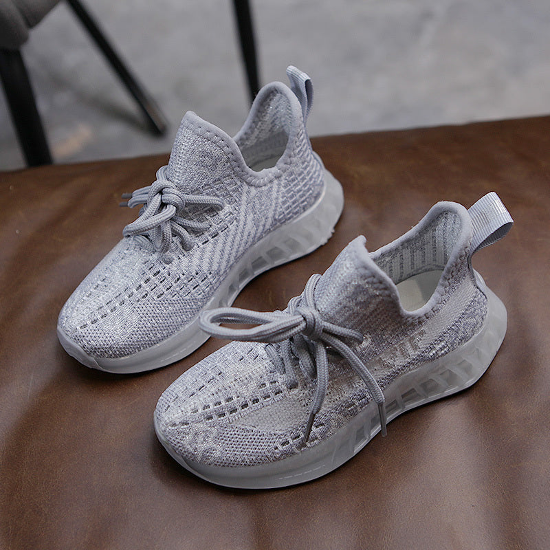 Breathable Soft Bottom Flying Woven Coconut Shoes For Girls Product information: Applicable age: 3 years old 4 years old 5 years old 6 years old 7 years old 8 years old 9 years old Function: breathable Size: Non-standard code/foot length +0.8cm or so to c
