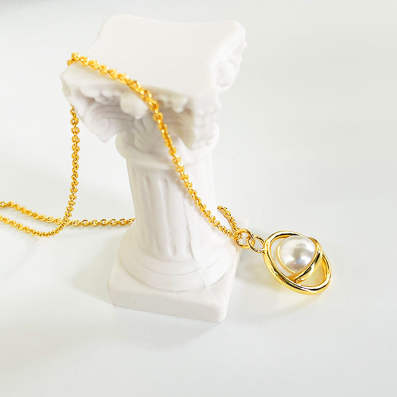 All-match Rotatable Sweater Necklace High Sense Product information: Treatment Process: Electroplating Type: sweater chain, long necklace Color: gold, silver Pendant material: Mother Pearl shellfish Chain style: water wave chain Material: Copper Popular e