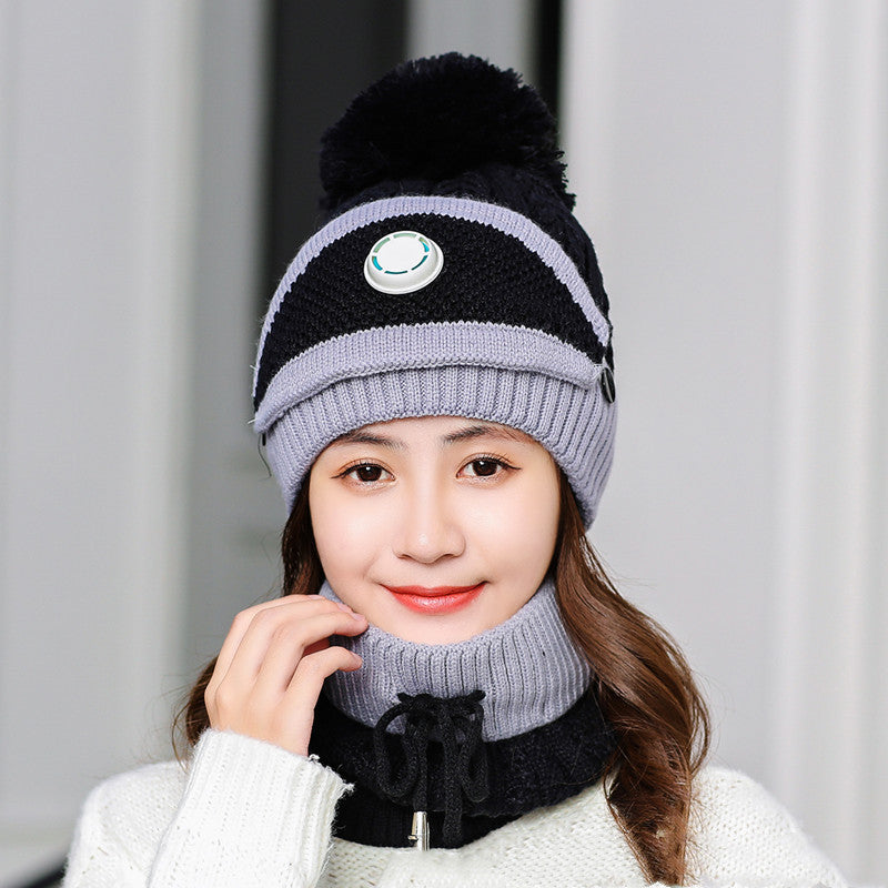 Korean version of matching color neck mask knitted cap Material: Wool Style: Korean version Weaving method: Warp knitting Processing method: tie-dye Fashion element: Ball of hair Pattern: Matching colors Suitable season: Winter, autumn Suitable for gift o