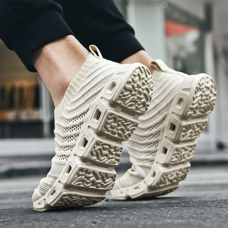 Soft Sole Comfortable Fly Woven Large Size Men's Shoes Product information: Style: leisure Function: Breathable Upper Material: Mesh Sole material: EVA Applicable sports: general Size information: Precautions: 1. Asian sizes are 1 to 2 sizes smaller than