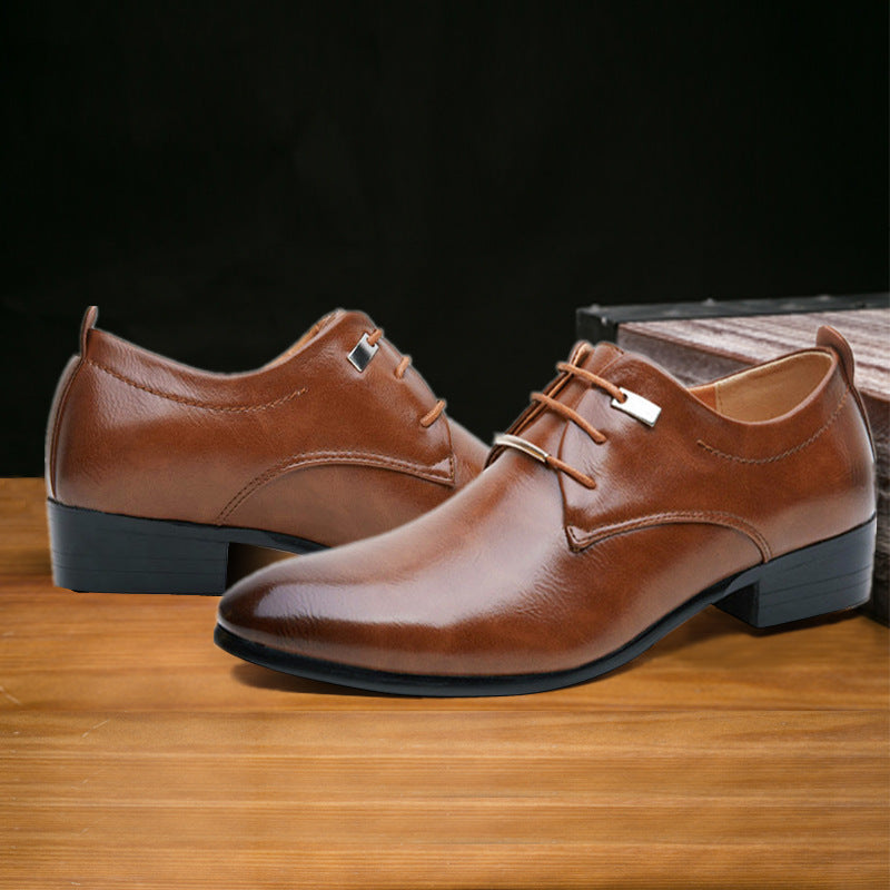 New Style Men's Leather Shoes England Retro Pointed Toe Product information: Color: black, brown Opening depth: shallow mouth (below 7cm) Sole Material: Rubber Inside material: imitation leather Upper height: low Heel shape: square heel Sole craft: viscos