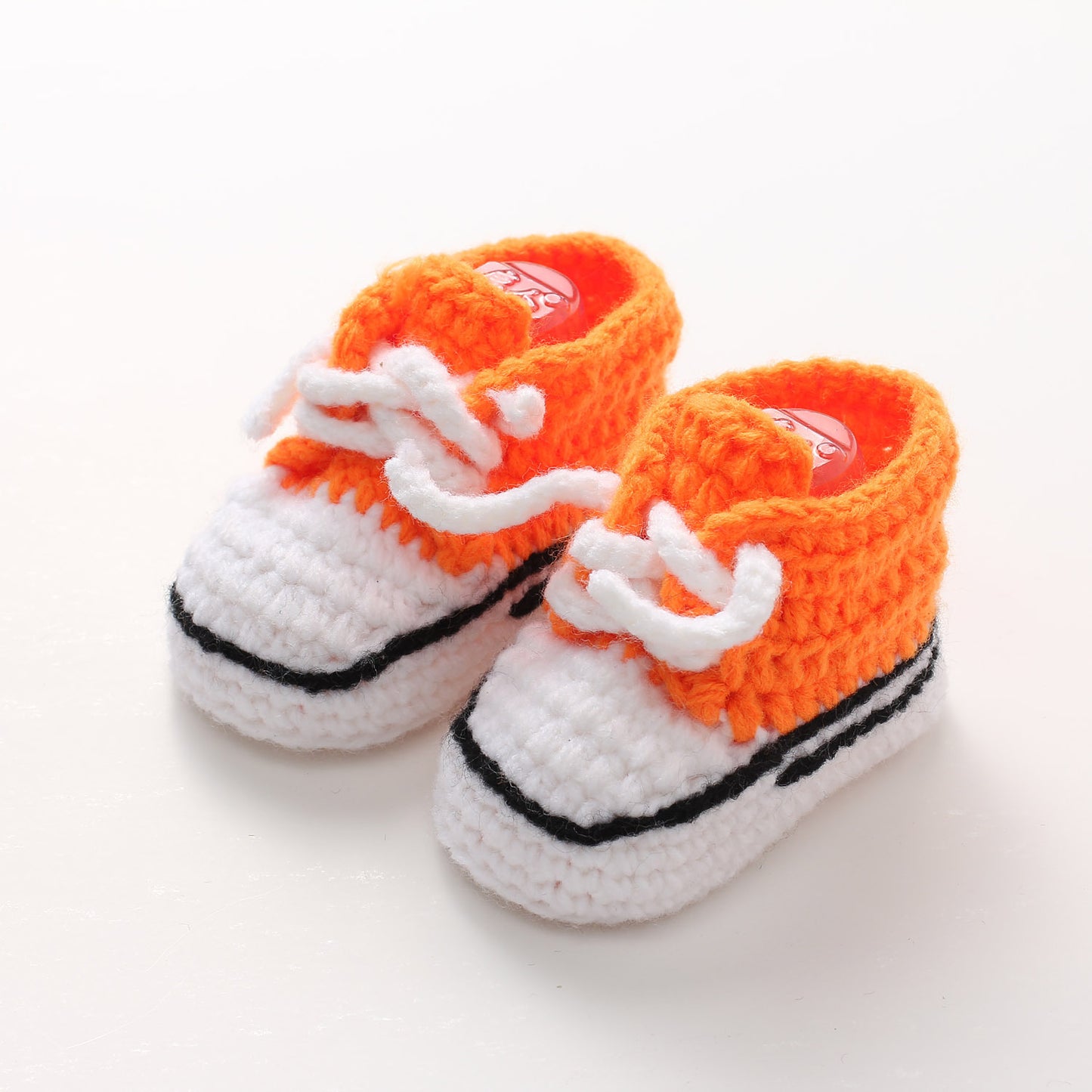 Hand-woven Baby Soft-soled Toddler Shoes Product Description Pattern: Flowers Wearing style: sleeve/overshoes Color: purple, blue, green, red, black, orange, turmeric, light plum red Upper height: high Craft: hand weaving Size chart size Heel to toe (in i
