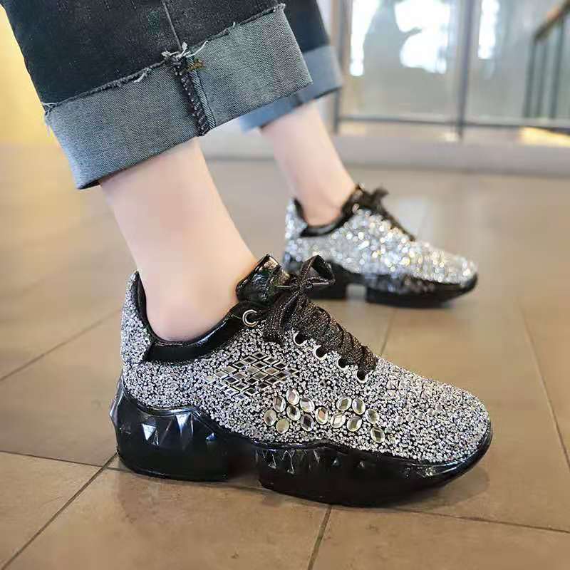 The New Vulcanized Thick-Soled Full-Drilled Casual Sports Shoes Are Comfortable And Non-Slip Product Information: Product Name: Rhinestone Sports Shoes Material: artificial PU, rhinestones Sole Material: Rubber Inside material: mesh Popular elements: spon