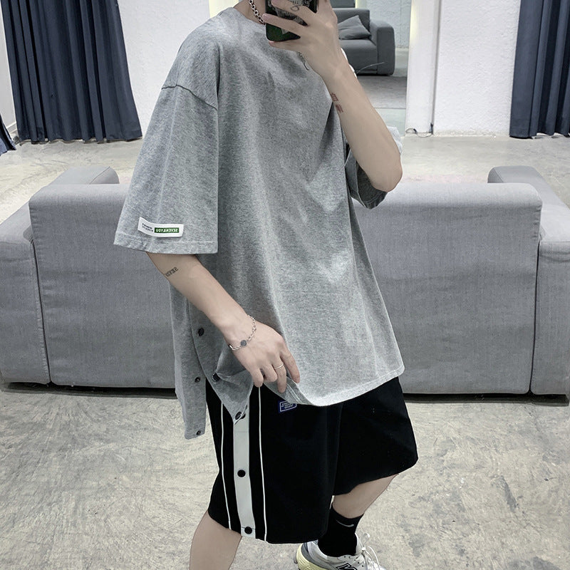 Casual Suit Breasted Five-point Shorts T-shirt Men's Loose Set Product information: Supply category: Spot Style: Hong Kong style Thickness: General Item No.: DFZ435 Pants length: shorts Top style: T-shirt Top sleeve length: short sleeve Whether hooded: no