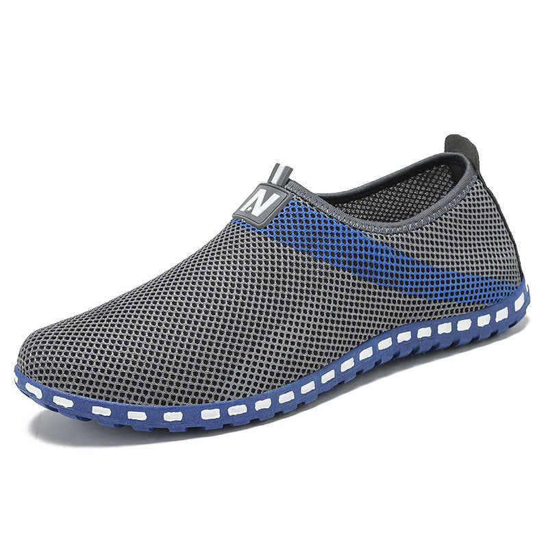 Soft Sole Sandals Trend Peas Shoes Hollow Breathable Casual Shoes Men Overview: Unique design, stylish and beautiful. Good material, comfortable feet. A variety of colors, any choice. Specification: Fashion element: hollow Upper Material: Mesh Sole materi