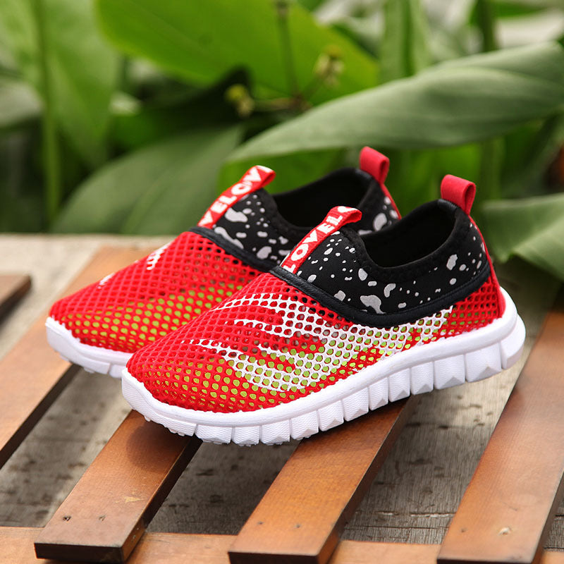 Children'S Breathable Net Shoes Product information: Applicable age: Toddler clothing (1-3 years old), middle children's clothing (7-12 years old), small children's clothing (4-6 years old) Applicable gender: male Upper material: mesh For the season: Summ