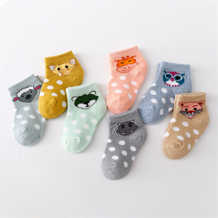 Children's Cute Cartoon Cotton Socks Product information: Children's socks material: combed cotton Craft: jacquard Children's socks function: breathable, absorbent sweat Barrel height: Short barrel Patterns: Stripes, cartoons, polka dots Elements: Stripes
