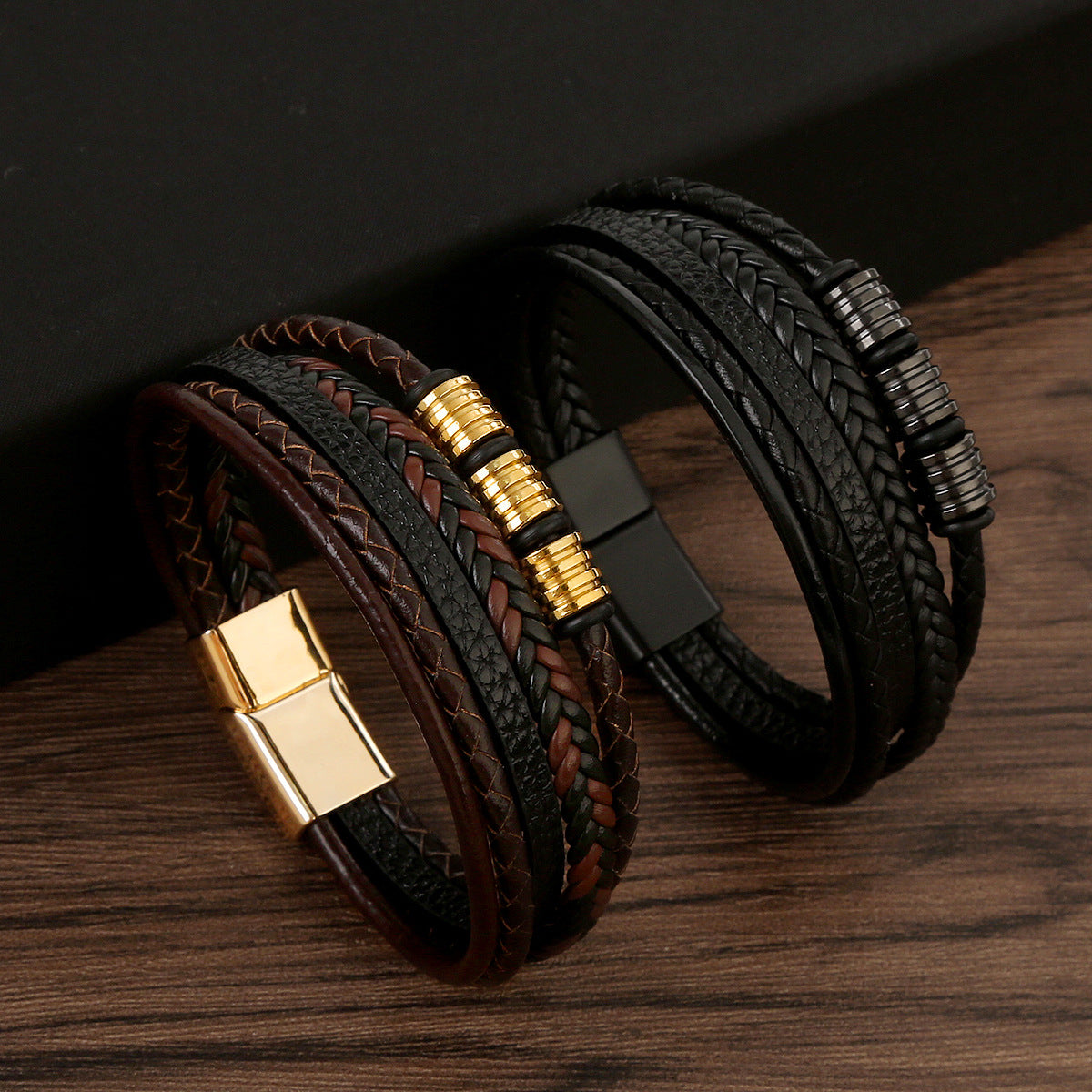 Stainless Steel Men's Leather Magnetic Buckle Woven Bracelet Product information: Treatment Process: Electroplating Color: black, brown, brown, black matte black Style: Men's Material: Alloy Shape: Geometry Style: Original design Packing list: Bracelet*1