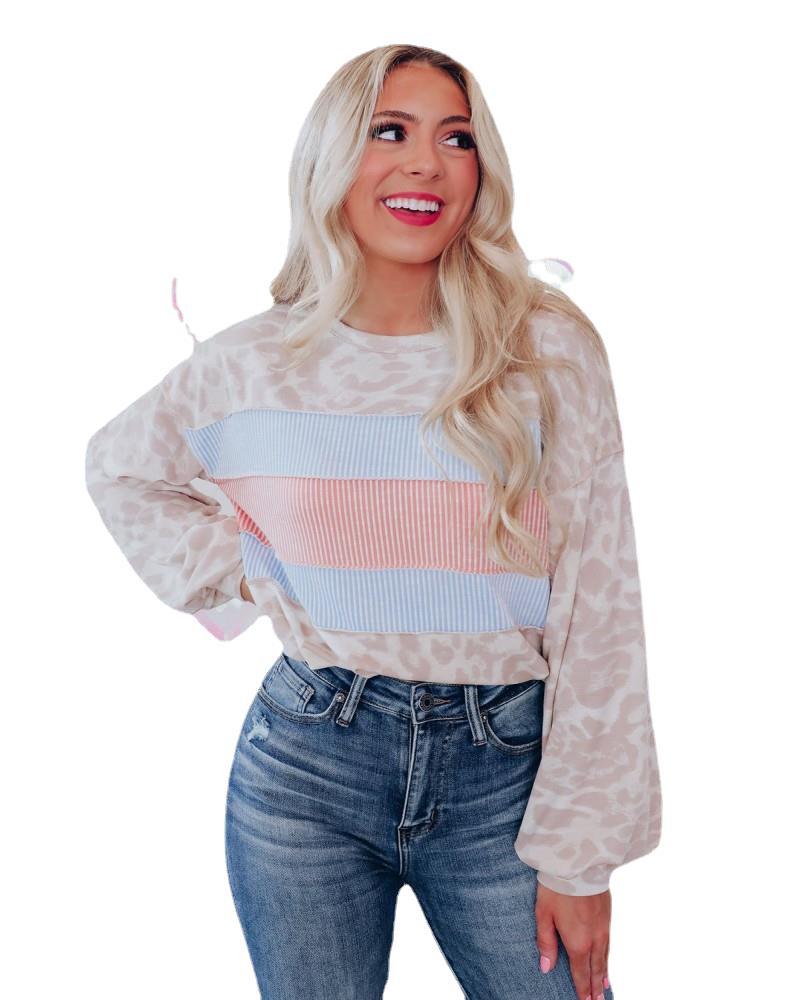 Contrast Color Top Women's Leopard Print Round Neck Long Sleeve Product information: Pattern: Leopard print contrast color Size: S,M,L,XL,2XL Version: Loose Popular elements: contrasting color patchwork leopard print Style: pullover Main fabric compositio
