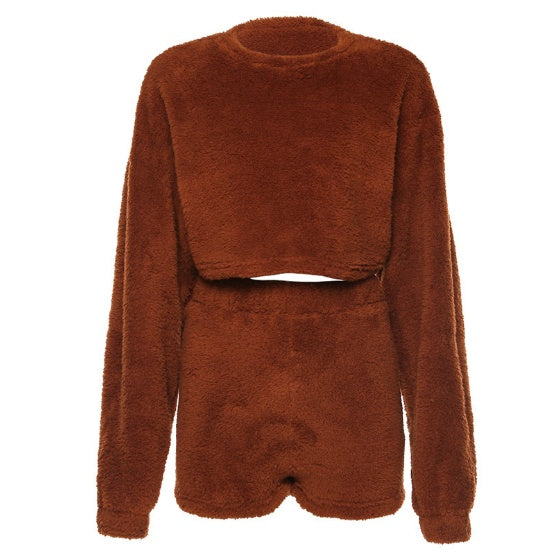 two pieces set solid women outfit fashion velvet Material: Polyester Size Info Size Chest Sleeve Length Waist Hip Shorts Length Thigh Length S 104 66 40 62-68 78-88 34 44 M 108 67 41 66-72 82-92 35 45 L 112 69 42 70-76 86-96 36 46 1. Asian sizes are 1 to