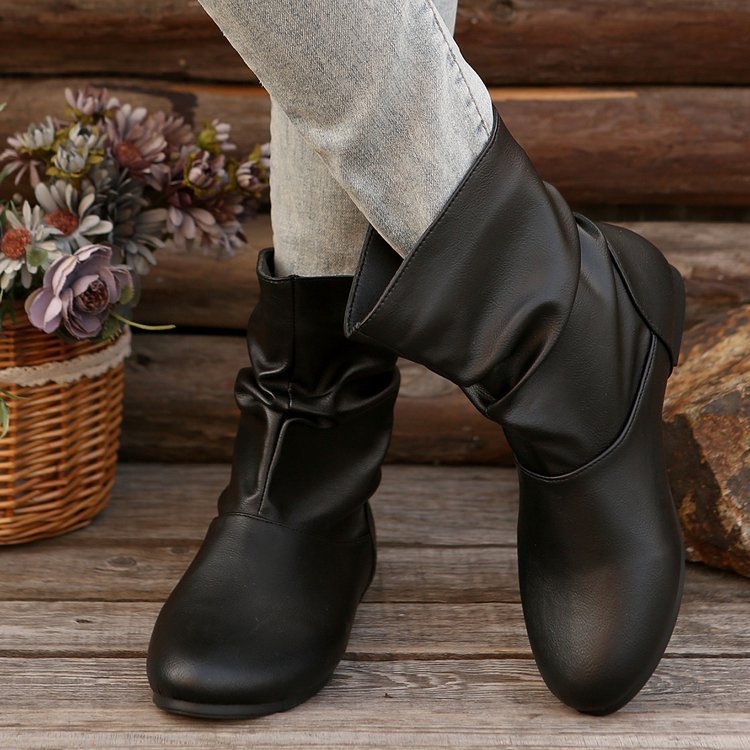 Fashion Round-toed Flat Boots Versatile Simple Slip-on Western Cowboy Boot Casual Short Shoes For Women Product information: Sole material: rubber Popular elements: hollowing out Tube height: low tube Inner material: PU Color: black, dark brown Size Infor