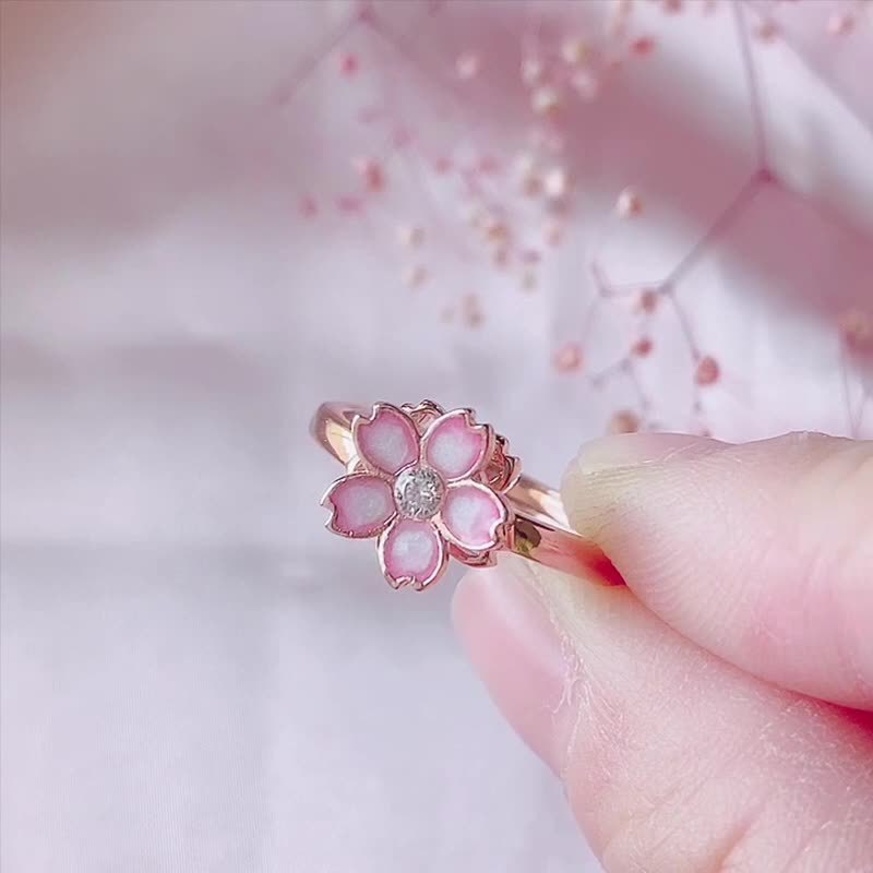 Cherry Blossom Rotatable Ring Ins Sweet Rings Product Details: Type: live mouth Material: silver Styling: Cherry Blossom Twist Ring Treatment process: electroplating Style: Spin Ring Color: rose gold Size information: Size: Adjustable opening Size(Mm) dia