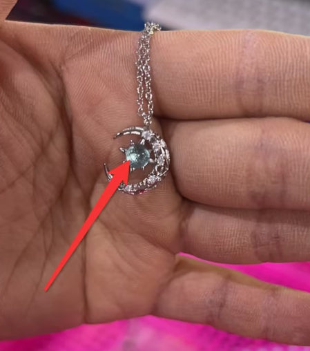 Explosive Style Star And Moon Necklace Female Trend Product information: Style: natural Material: Alloy Treatment process: electroplating Type: Necklace Style: Women's Shape: star Packaging: Individually packed Applicable gift-giving occasions: weddings,