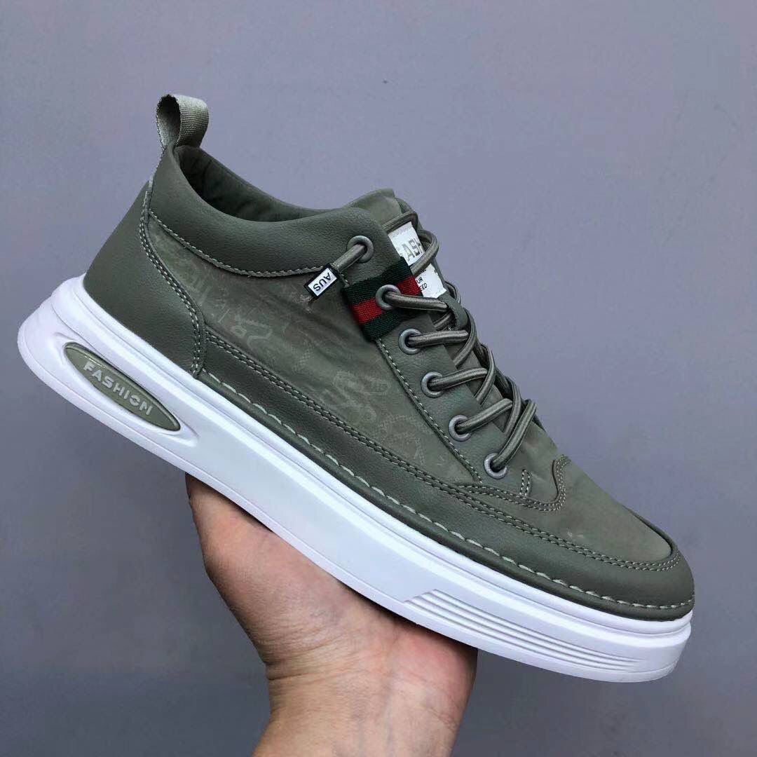 Umbrella Cloth Breathable Sneakers For Men Product information: Pattern: solid color Color: gray, green, black Heel shape: flat heel Size: 39, 40, 41, 42, 43, 44, 45, 46, 47, 48 Shoe Upper material: canvas Applicable Gender: Male Packing list: Men's shoes