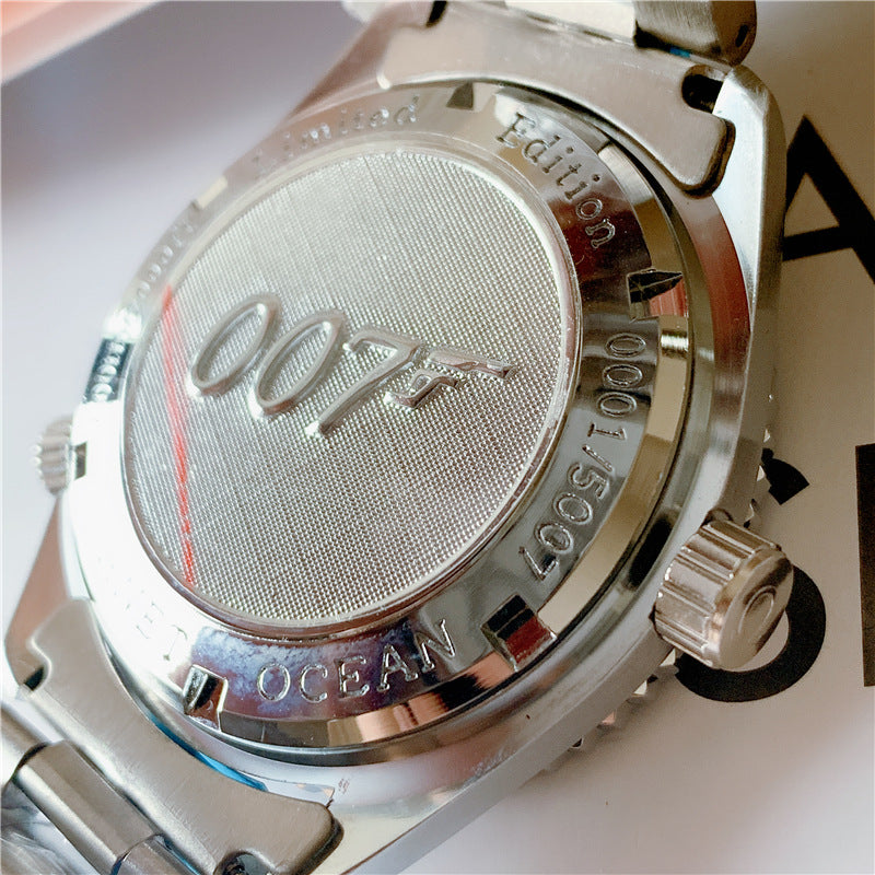 Business Luminous Calendar Refined Steel Men Trend Personality Product information: Display type: pointer Applicable people: General Style: Business Waterproof: yes Waterproof performance: 10m Movement type: quartz Thickness: 10 mm Dial diameter: 40mm Pac
