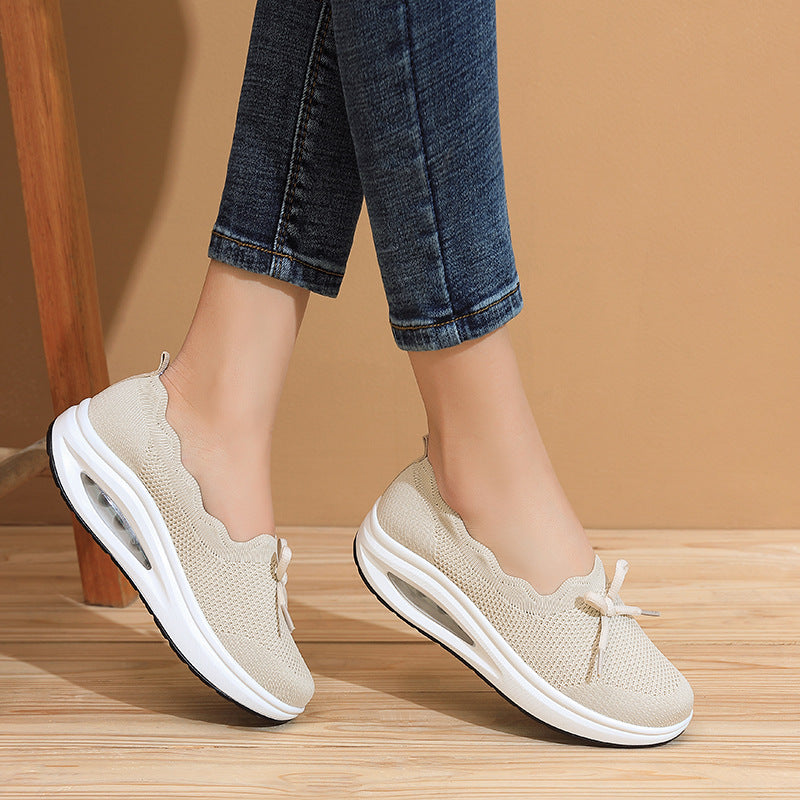 Spring New Flying Woven Sports Mesh Breathable One-step Lazy Walking Shoes Women Overview: Unique design, stylish and beautiful. Good material, comfortable feet. A variety of colors, any choice. Specification: Style: sports Upper material: fabric Popular