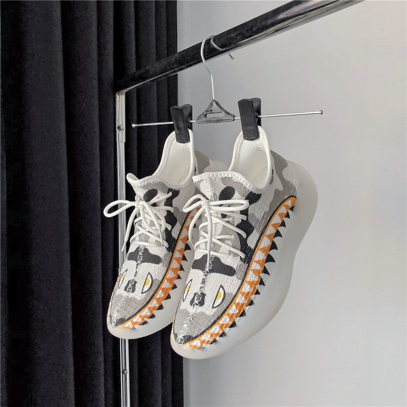 Men's shoes breathable mesh shoes Upper material: mesh Material: rubber sole How to wear: front lace up Heel shape: thick sole Lining material: mesh Opening depth: shallow mouth (below 7cm) Upper height: low top Toe shape: round head Heel height: low heel