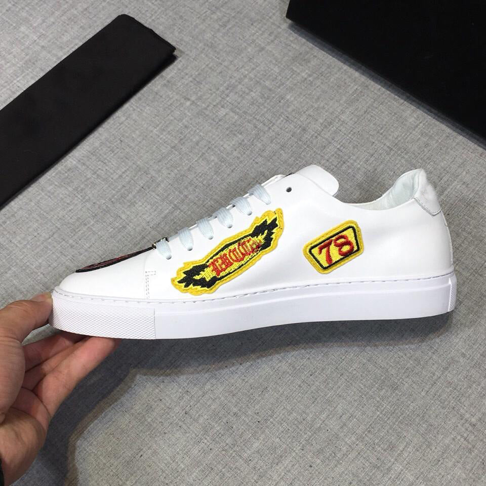 New summer fashion casual shoes men Sole Material: Rubber EUP 39 40 40.5 41 42 42.5 43 44 44.5 45 CH(MM) 245 250 255 260 265 270 275 280 285 290 USA 6.5 7 7.5 8 8.5 9 9.5 10 10.5 11 New summer fashion casual shoes men Sole Material: Rubber EUP 39 40 40.5