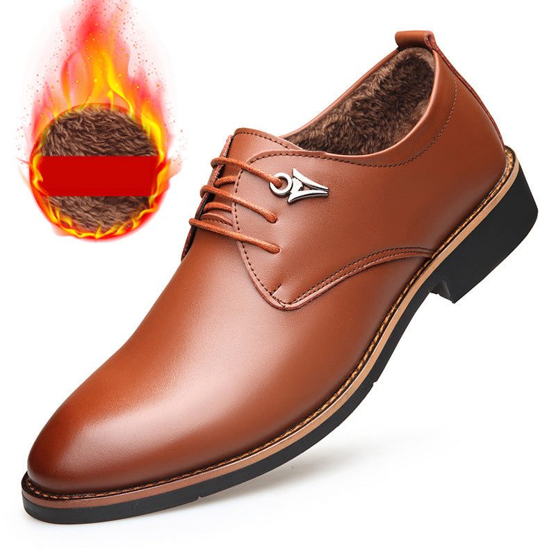 Leather breathable low top shoes Product category: Tooling shoes Opening depth: shallow mouth (below 7cm) Applicable age: Youth (18-40 years old) Suitable season: spring, winter, summer Popular elements: sewing, color matching Origin: Wenzhou, Zhejiang St