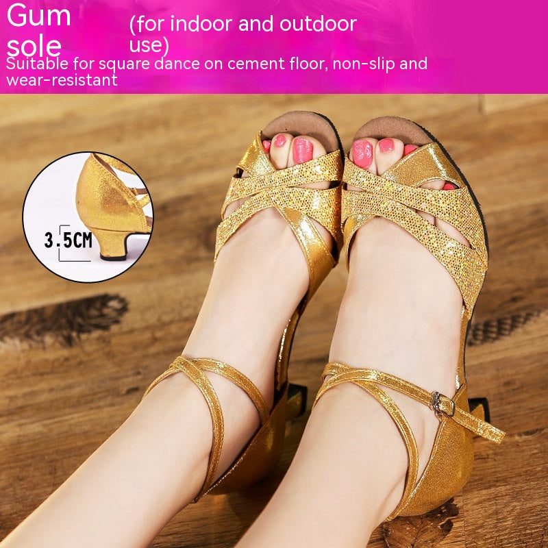 Women's Latin Dance Shoes Adult Middle Heel Product information: Purpose: Latin dance Color: blue 5.5CM rubber sole, blue 3.5CM rubber sole, silver 5.5CM rubber sole, silver 3. 5CM rubber sole, gold 5.5CM rubber sole, gold 3.5CM rubber sole Shoe Upper mat