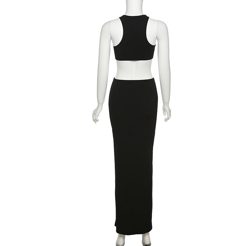 Summer Women's Fashion Short Navel Vest Slit Skirt Suit Product information: Material: Polyester Fiber (Polyester) Style: street Colour: black Size Information: Size: S/M/L Unit:cm Note: 1. Asian sizes are 1 to 2 sizes smaller than European and American p