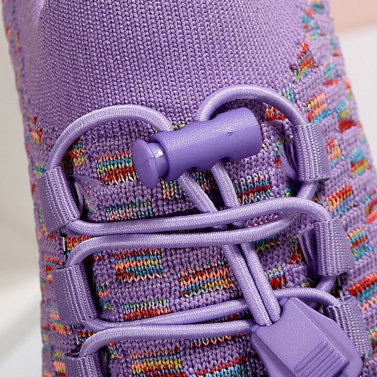 Casual Fashion Running Shoes Flying Woven Women's Breathable Shoes Product information: Pattern: solid color Lining material: Cotton Applicable sports: Universal Color: red, black, purple Upper height: low top Heel height: low heel (1-3CM) Heel shape: Wed