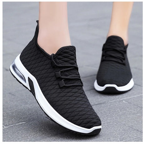 Flying Woven Lace-up Running Shoes Soft Sole Comfortable Casual Shoes Product information: Material: Mesh Style: Leisure sports Features: solid color Colour: pink, black Size Information: Packing list: shoes*1 Product Image: Flying Woven Lace-up Running S