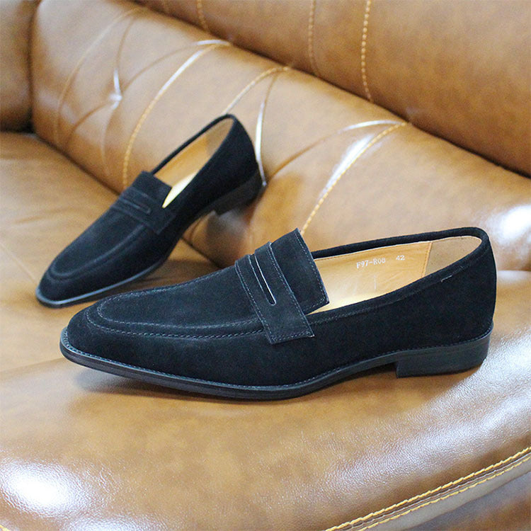 Men Leather Lazy Breathable Casual Shoes Overview: Unique design, stylish and beautiful. Good material, comfortable feet. A variety of colors, any choice. Specification: Upper material: cowhide Sole Material: Rubber Function: breathable, wear-resistant Co