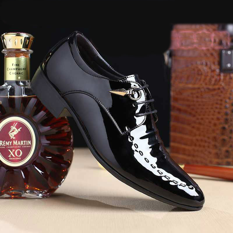Formal Mens Dress Shoes Genuine Leather Black Luxury Wedding Shoes Men Flats Office Oxfords Product information: Upper material: microfiber leather Sole Material: Rubber Applicable gender: male Upper height: low Function: breathable, non-slip Color: beige