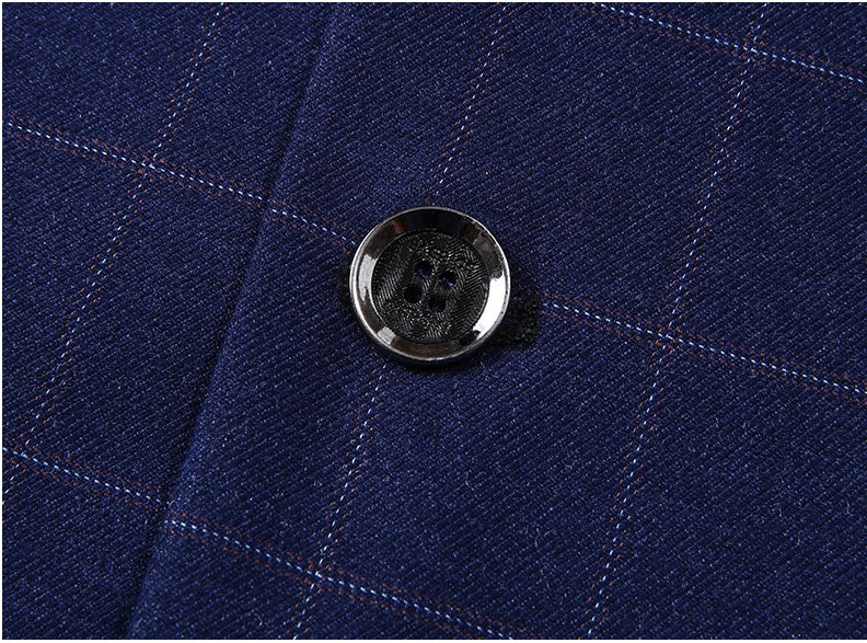 New Leisure Suits For Men Coat Plaid Fashion Product information: Pattern: Plaid Pocket Style: Dimensional patch pocket Color: blue, purple gray Size: M/170,L/175,XL/180,2XL/185,3XL/190 Version: Loose Fabric name: Chemical Fiber blend Main fabric composit