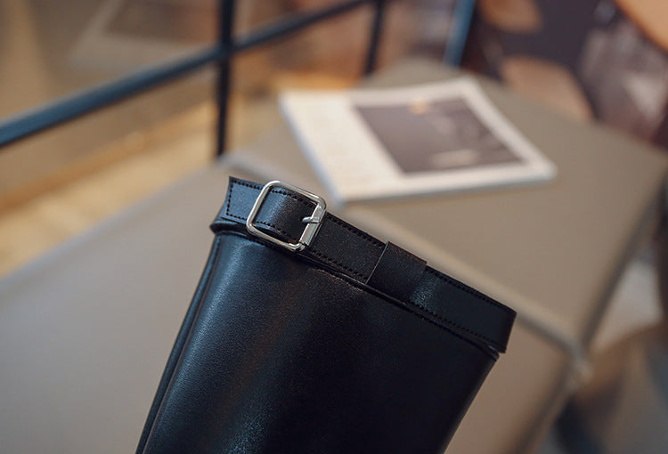 Girls' Long Tube Fleece-lined Dr Martens Boots Product information: Color: brown cotton, black II Cotton Size: 26,27,28,29,30,31,32,33,34,35,36 Sole material: rubber Thickness: thickening Shoe Upper material: artificial leather Wearing method: side zipper