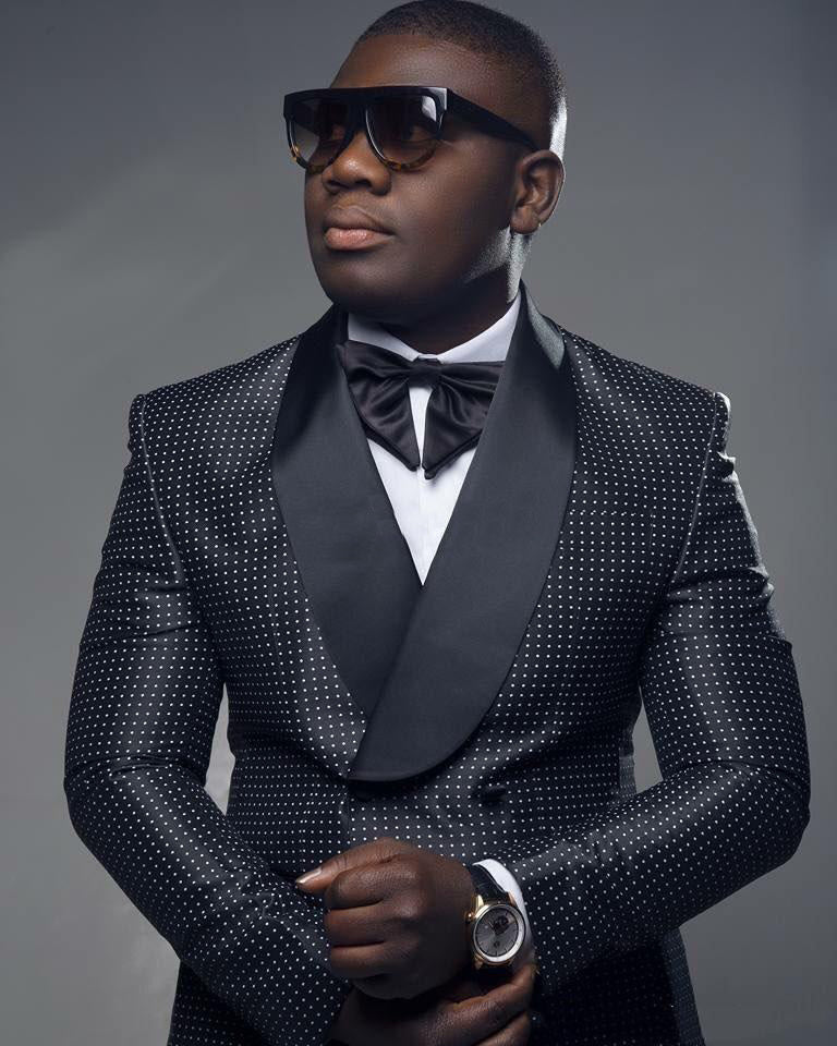 Vintage Men Bridesman Wedding Dress Fashion Product information: Material: polyester Style: Retro Features: Green fruit collar, one double breasted Colour:Same as Image Specifications: StyleB, StyleD Size Information: Note: 1. Asian sizes are 1 to 2 sizes