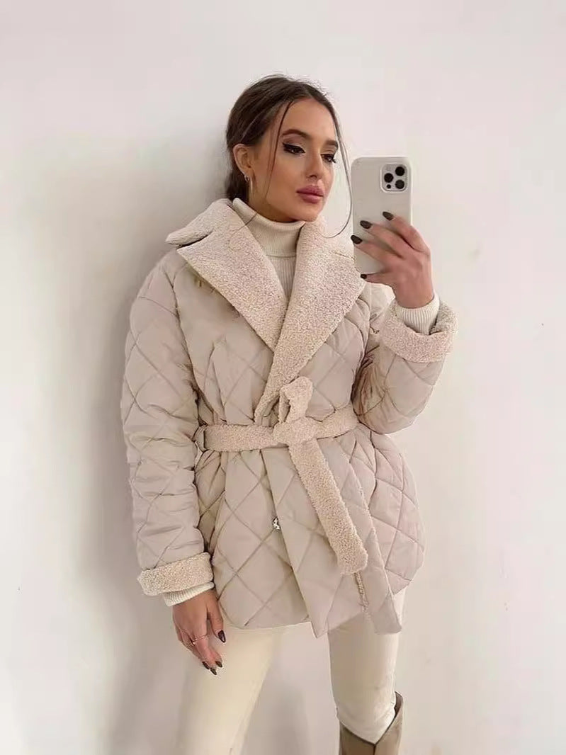 Winter Lapel Plaid Coat Fashion All-match Waist-tied Design Coat For Women Outwear Clothing Product information: Filler: Polyester cotton Fabric name: Polyester Main fabric composition: polyester (polyester fiber) Clothing length: Short (40cm Winter Lapel