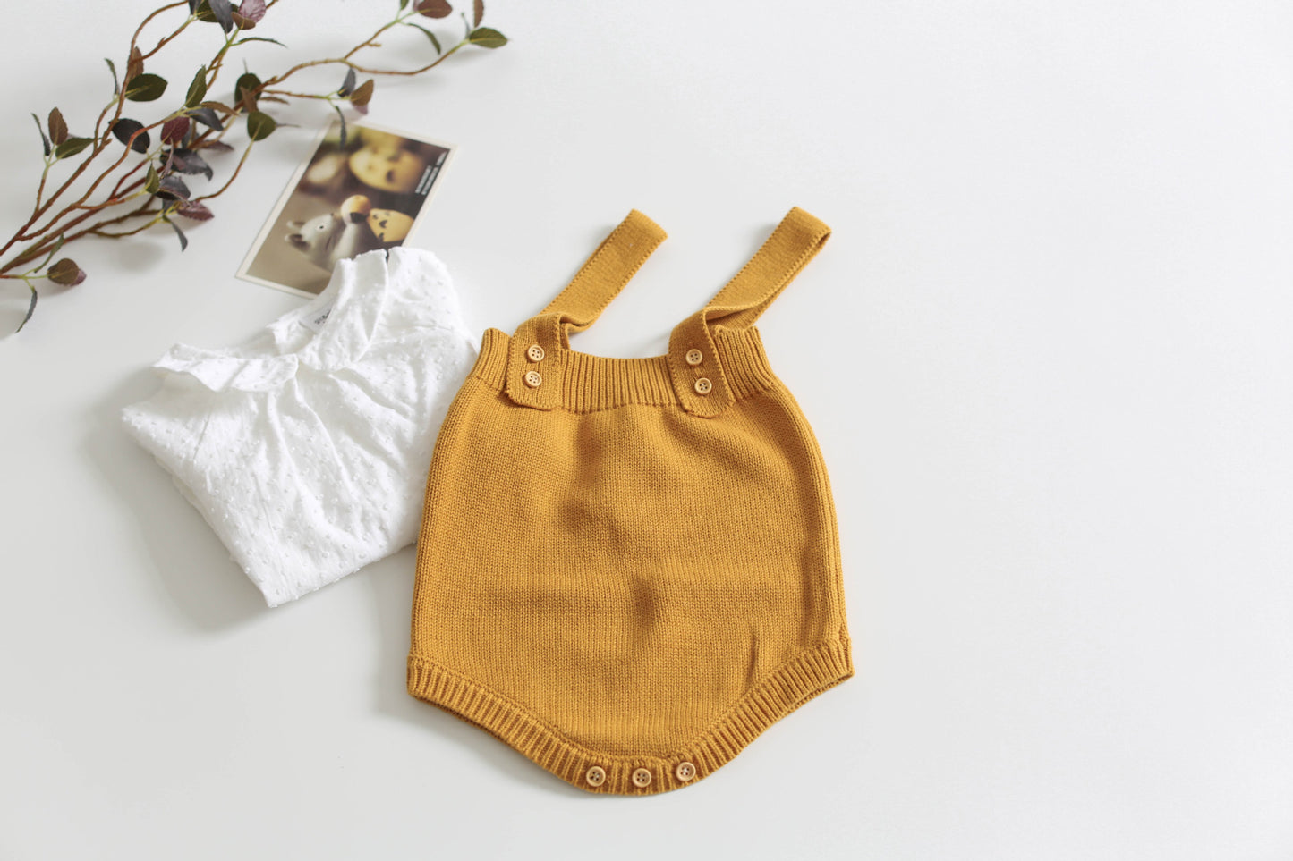 Newborn Baby Boys Clothes Main fabric composition: cotton Size: Length(cm) Chest*2(cm) Sleeve(cm) Fit(Size) 66 25.5 23.5 3M 73 27 24 6M 80 28.5 25 12M 90 31 26.5 24M 1. Asian sizes are 1 to 2 sizes smaller than European and American people. Choose the lar