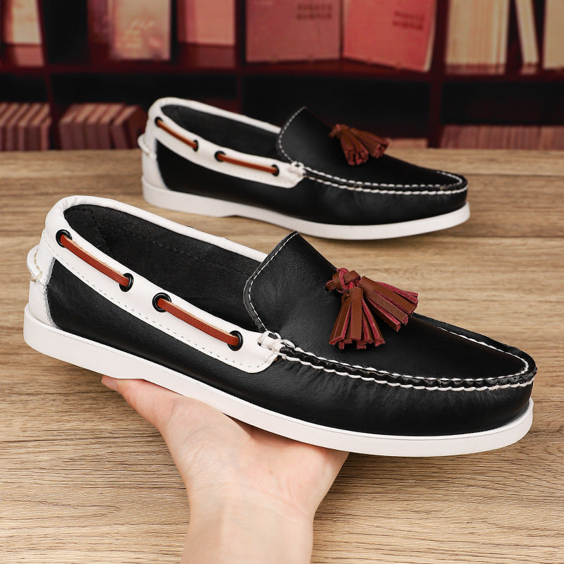 Plus Size Sailing Casual Leather Shoes Men Product information: Toe holder shape: Pointed Color: Black Shoe Upper material: Cowhide Sock length: low tube Size: 39,40,41,42,43,44,45,46 Applicable Gender: Male Sole material: rubber Applicable age group: You