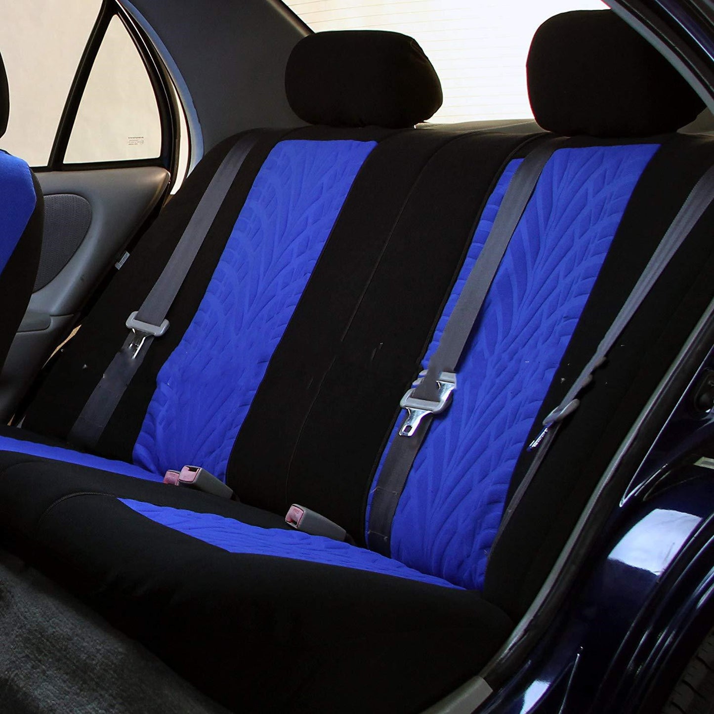 Tire pattern car seat cover Material: Fabric Specifications: General Features: High-quality seat cover fabric, comfortable and breathable Function: anti-fouling, wear-resistant, easy to clean, not falling off Applicable season: General four seasons, warm