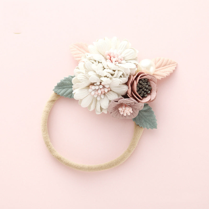 Hair accessories Processing technology: manual Style: Children Applicable gift-giving occasions: holidays, holidays, birthdays, parties, weddings, parent-child Series: Princess Style: flowers Material: polyester brazing nylon Image: Princess Applicable pe
