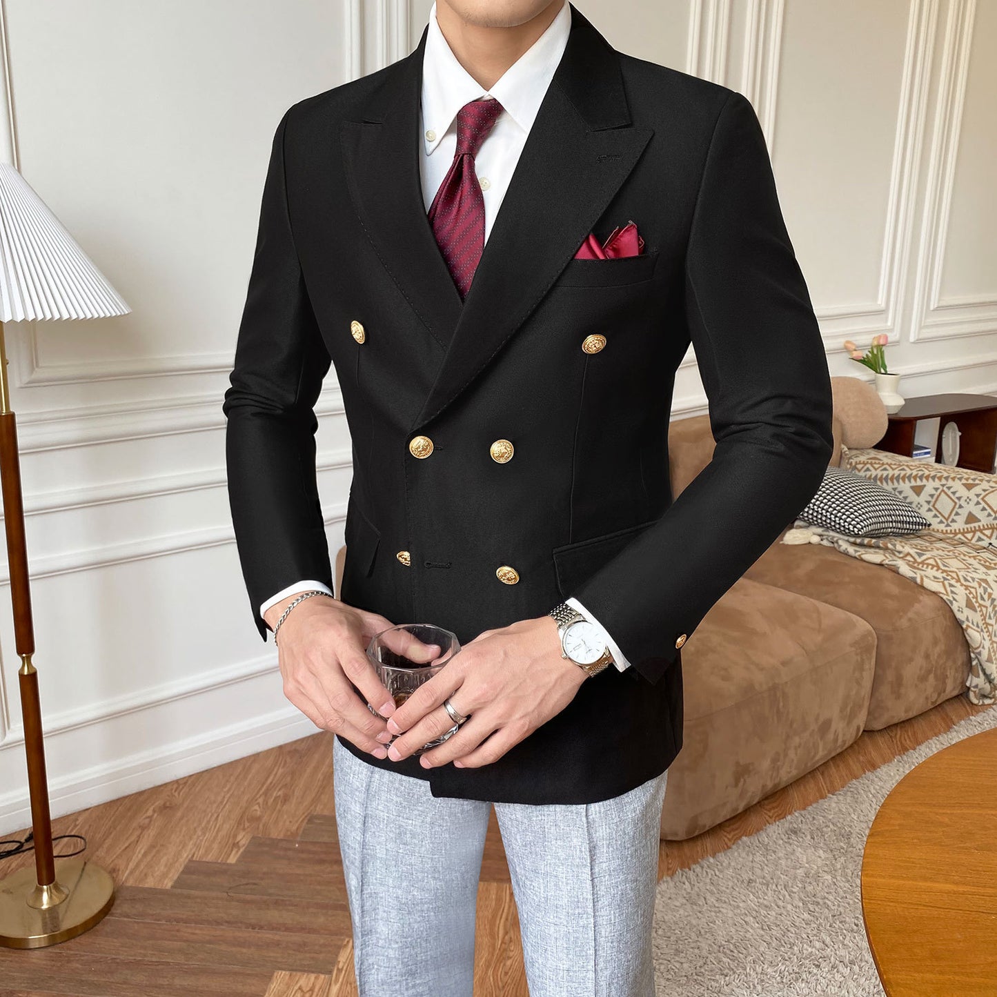 Double Breasted Suit Jacket Men Casual Slim Product Details: Front flap: multi-grain double breasted Collar type: hip collar Sleeve length: Long sleeves Material composition: polyethylene terephthalate (polyester fiber)80% viscose fiber (viscose fiber)16%
