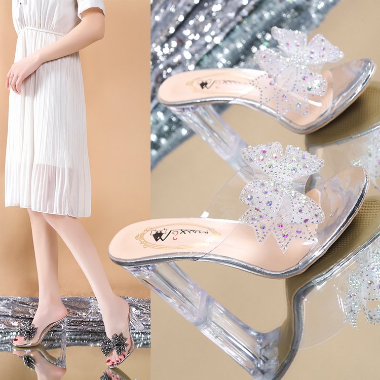 Women's Rhinestone Bow Flip Flops Product Details: Color: black, beige Upper material: PU Product Category: Strap Sandals Toe shape: pointed Way of wearing: one-word buckle Size information: Size: 34,35,36,37,38,39 Size(cm) foot length 35 22/22.5 36 22.5/