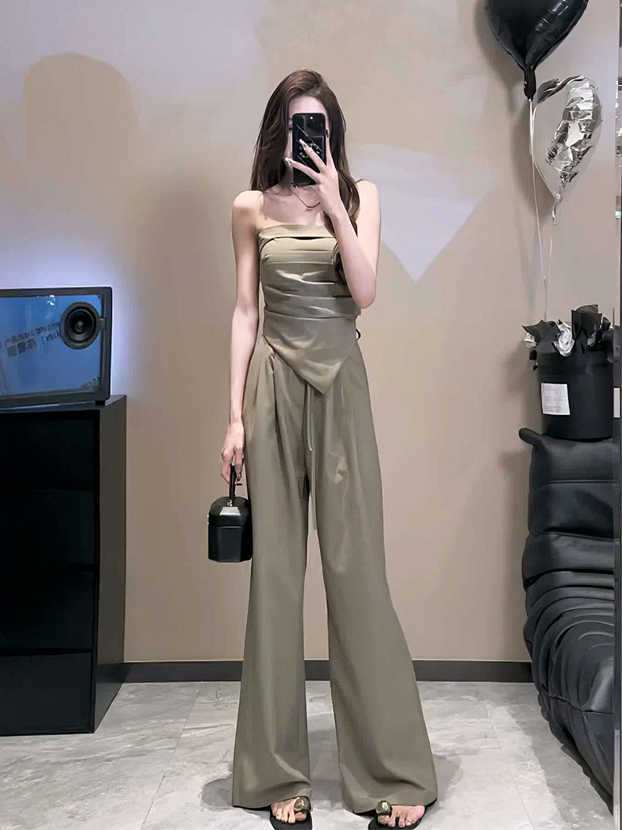 Bra Top With Tank Top Two Piece Set Product Information: Material: Polyester Size: S (recommended 40-50KG) M (recommended 50-55 KG) L (recommended 55-60 KG) XL (recommended 60-67.5 KG) Color classification: khaki suit black cardigan Packing list: VEST+PAN