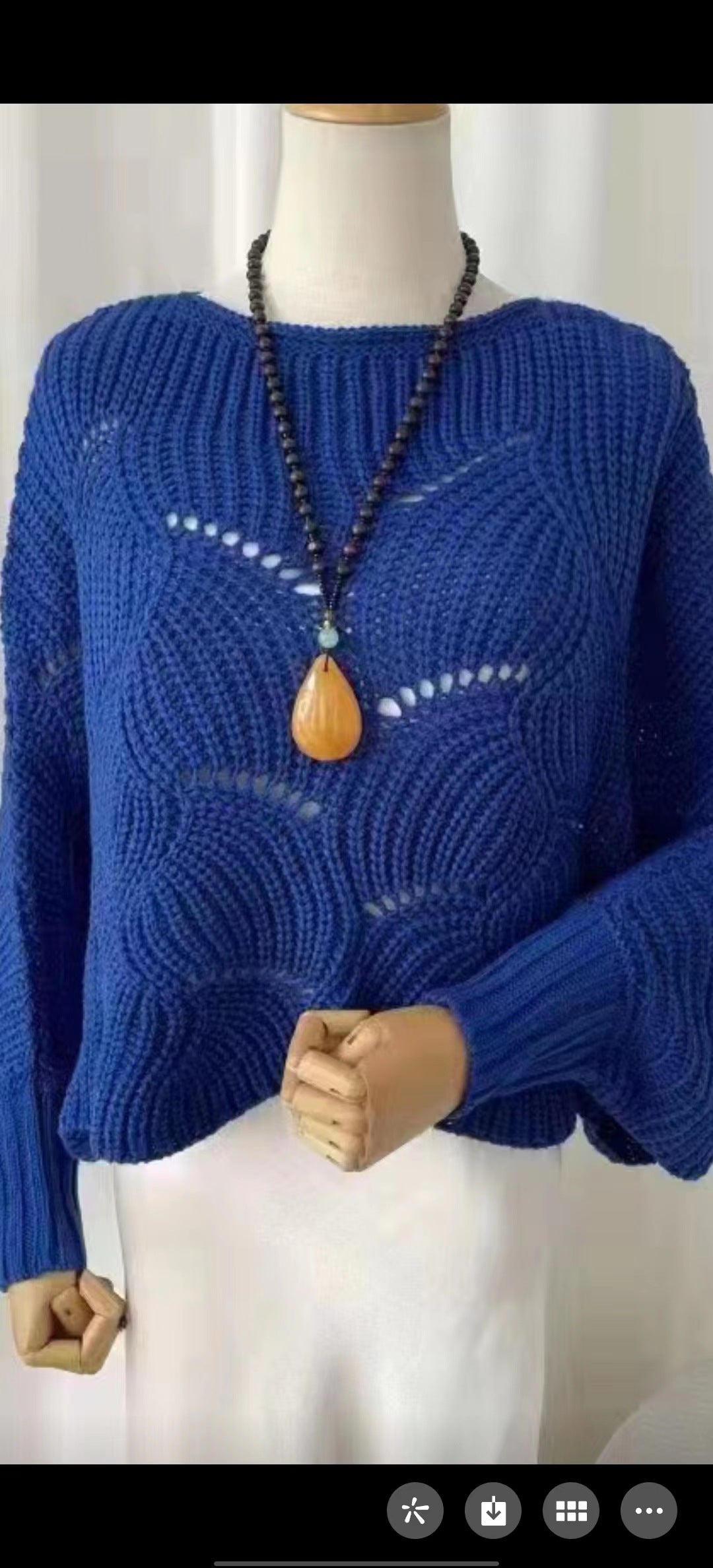 Women's Thermal Pullover Shawl Batwing Sleeve Sweater Product information: Color: red, green, khaki, light khaki khaki, Milky White, black, sapphire blue Processing Method: Jacquard Applicable Gender: Female Material: Blended Suitable season: Winter Popul