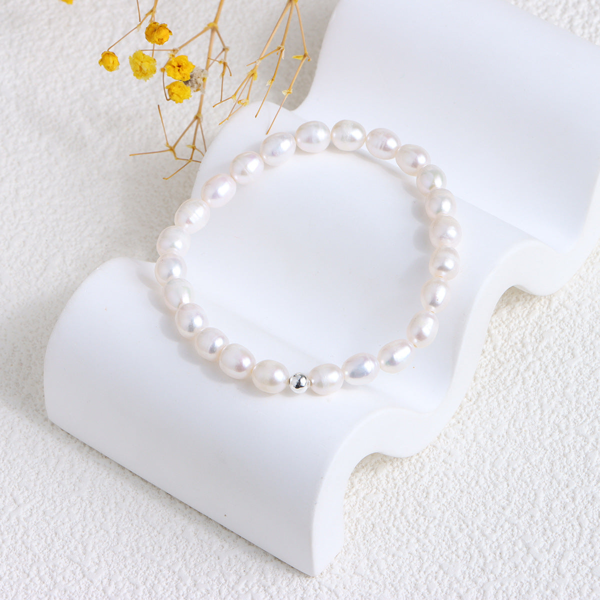 Freshwater Pearl Bracelet Female 14k Real Gold Product information: Color: gold coin, whole Pearl, golden balls bracelet, sliver beads bracelet Applicable occasions for gifts: travel commemoration Style: Women's Material: Pearl Shape: Geometry Popular ele