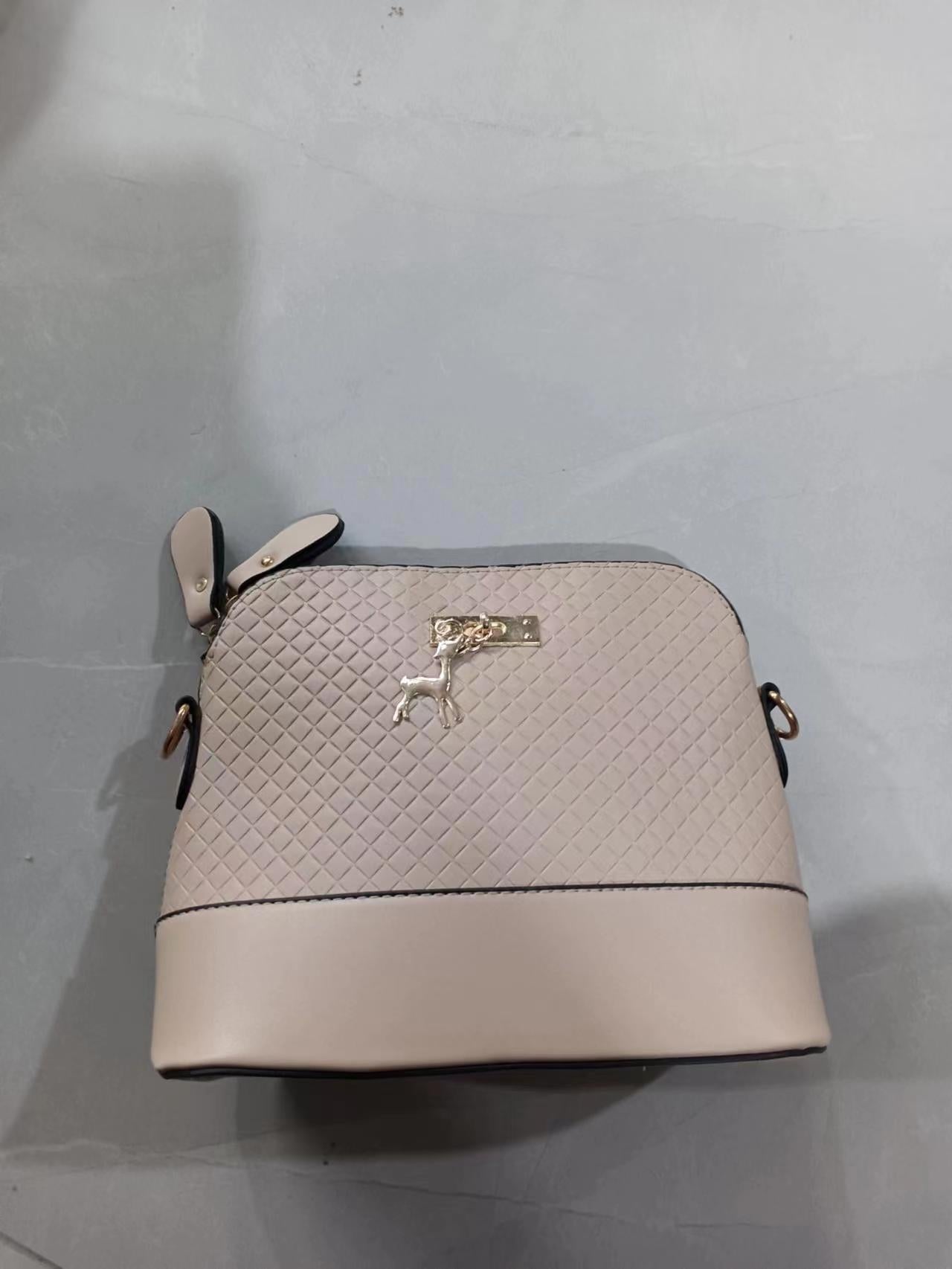 Fashion Women's Bag Trendy Portable Product information: Lining texture: Polyester Color: black, brown, gray, white Material: PU Lifting parts: telescopic handle Suitcase shape: Horizontal Square Size Information: Unit:CM Upper width: 20 Bottom width: 23