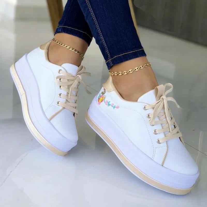 Women's Round Toe Platform Low Top Casual Shoes Product information: Material: Artificial PU Style: fashion and simplicity Features:Solid color Colour: black, gold Size Information: Packing list: Shoes*1 pair Product Image: Women's Round Toe Platform Low