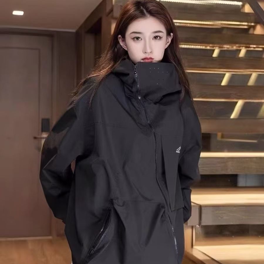 American Outdoor Jacket Coat Men Product information: Pattern: solid color Color: Black, apricot, Green Size: M,L,XL,XXL Fabric name: Polyester Applicable scenarios: Leisure Applicable Gender: Male Size: Note: 1. Asian sizes are 1 to 2 sizes smaller than