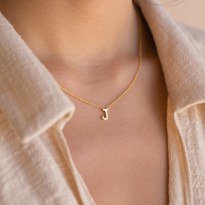Stainless Steel Letter Necklace Product information: Color: silver, gold, rose gold Pendant material: mixed gem inlaid Chain style: O-ring chain Material: Stainless steel Perimeter: 41cm (inclusive)-50cm (inclusive) Packing list: Stainless steel necklace