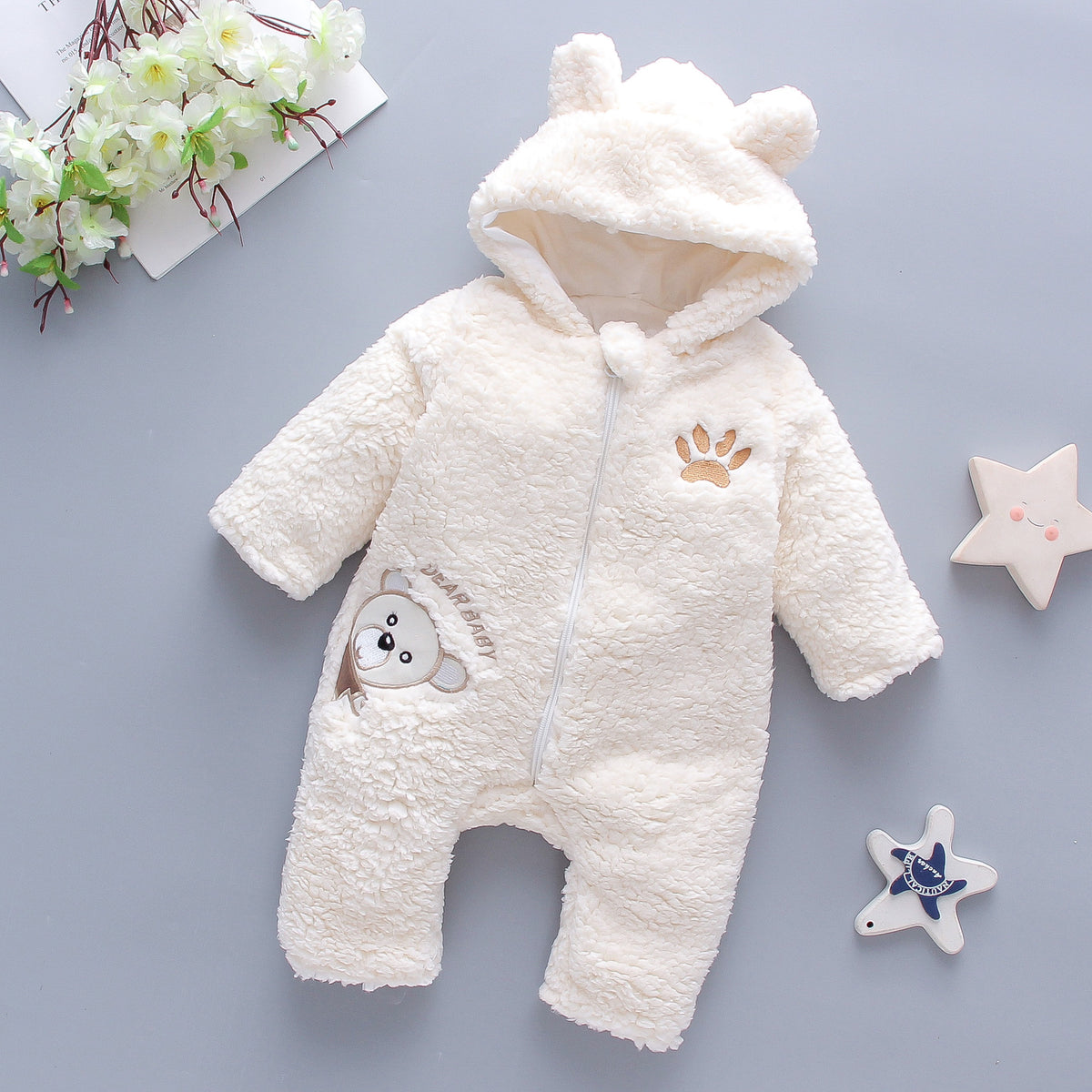 Winter Baby Boy Girl Romper Cotton Clothes Product Details: Fabric: Cotton Applicable gender: unisex Color classification: White Brown Khaki Safety class: Class A Material Composition: Cotton 80% Polyester 20% Size Information: Reference height: 66cm 73cm