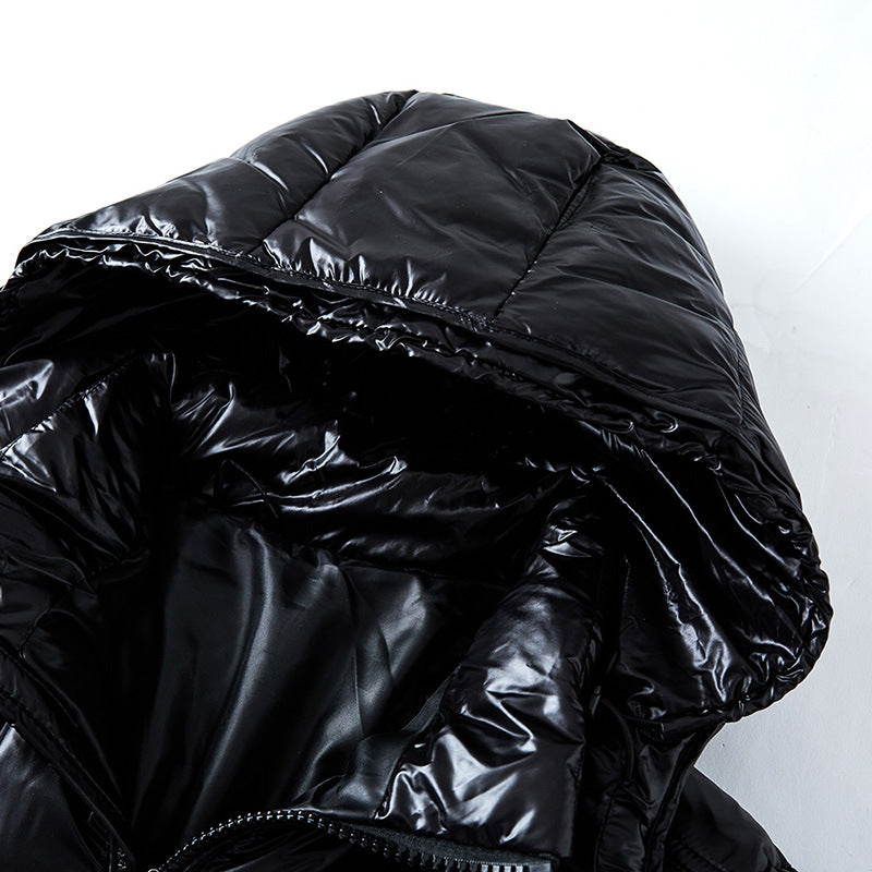 Down Jacket Black Glossy Couples Coat Product information: Color: red, black Suitable for people: Youth Size: M,L,XL,2XL,3XL Version: Loose Thickness: thickening Velvet content: 86% to 90% Main fabric composition: Polyester Fiber (polyester) Applicable Ge